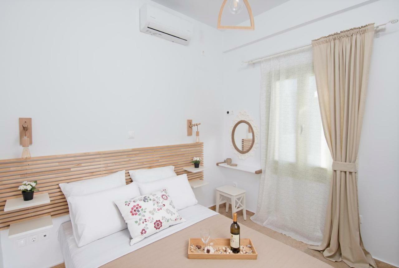 Parathinalos Beach House Livadi  Exterior foto